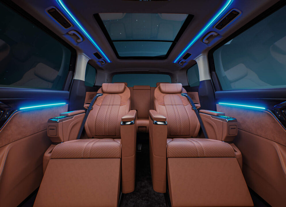 MG M9 EV का interior, features और design दर्शन, launched July 2025 at ₹69.90 lakh